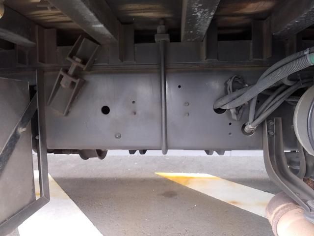 HINO PROFIA 2007 Image 31