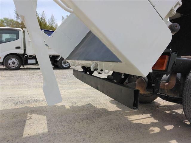 MITSUBISHI CANTER 2010 Image 31