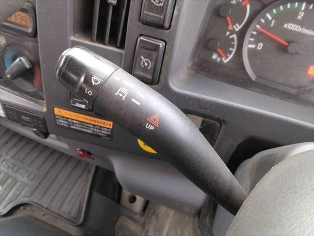 ISUZU FORWARD 2012 Image 31