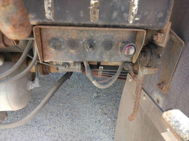 HINO PROFIA 2003 Image 31