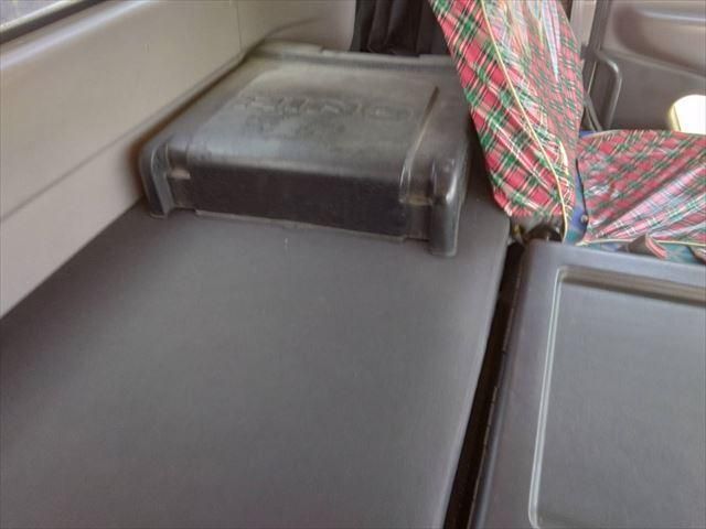 HINO PROFIA 2003 Image 31