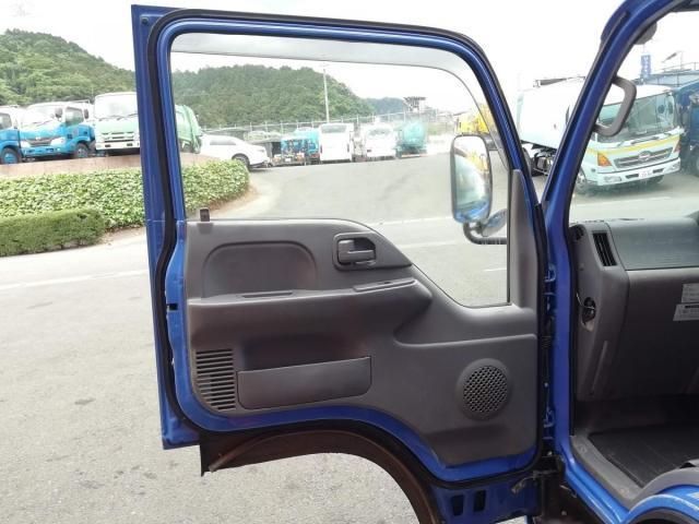 ISUZU ELF 2015 Image 31