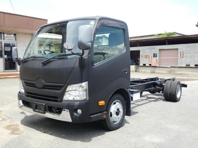 HINO DUTRO 2015 Image 31