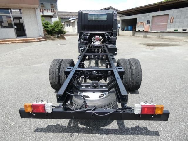 HINO DUTRO 2015 Image 31