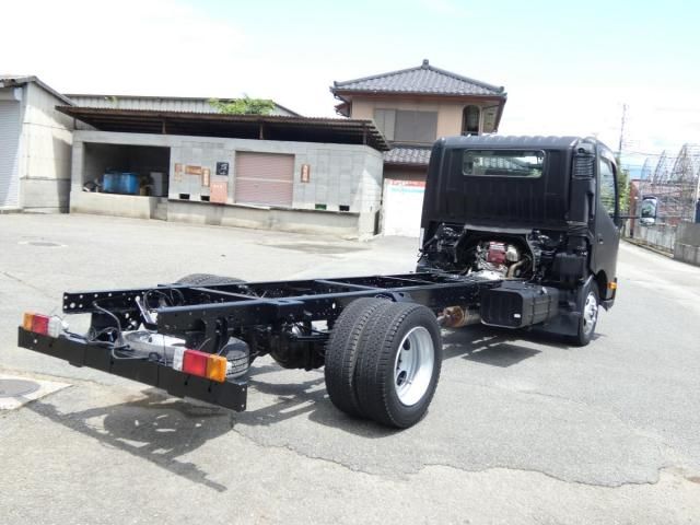 HINO DUTRO 2015 Image 31