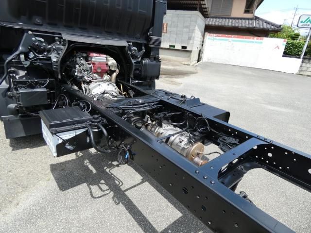 HINO DUTRO 2015 Image 31