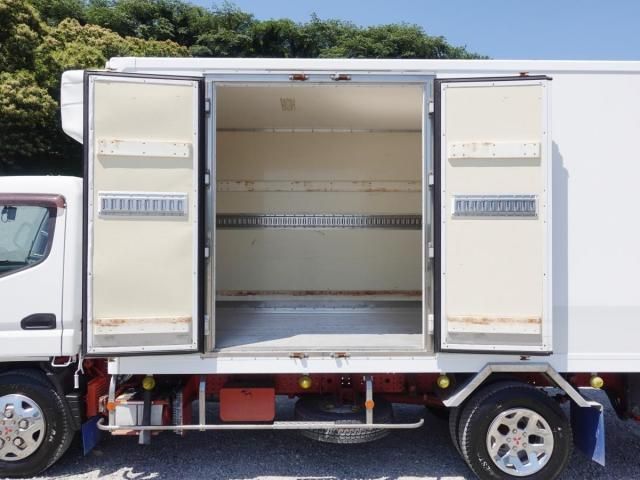 MITSUBISHI CANTER 2014 Image 31