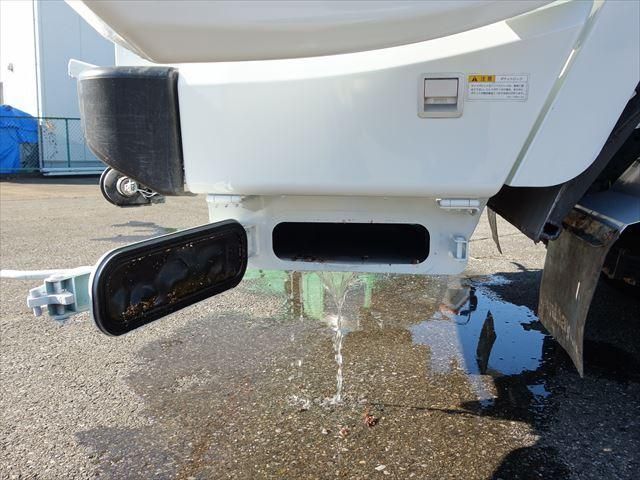 ISUZU ELF 2017 Image 31