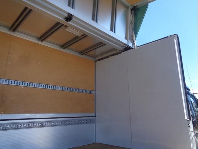 MITSUBISHI FUSOU FIGHTER 2020 Image 31