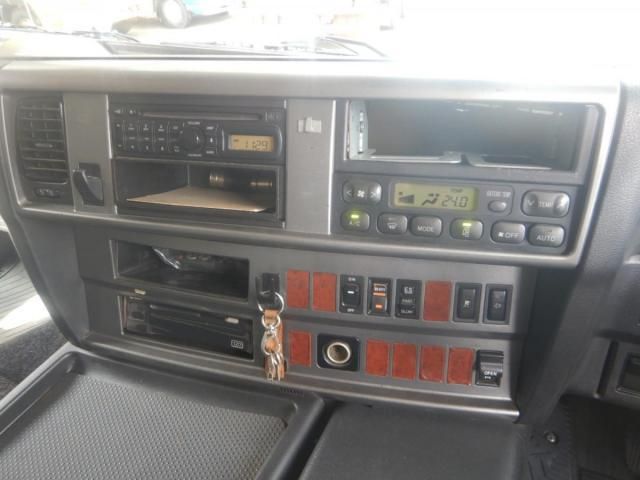 HINO PROFIA 2011 Image 31