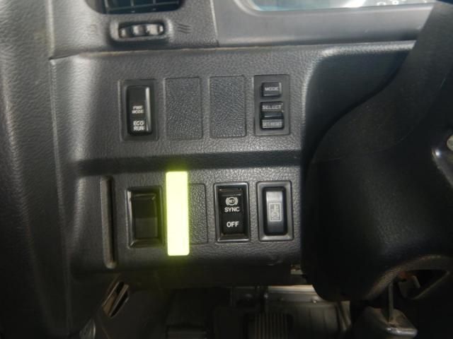 HINO PROFIA 2011 Image 31