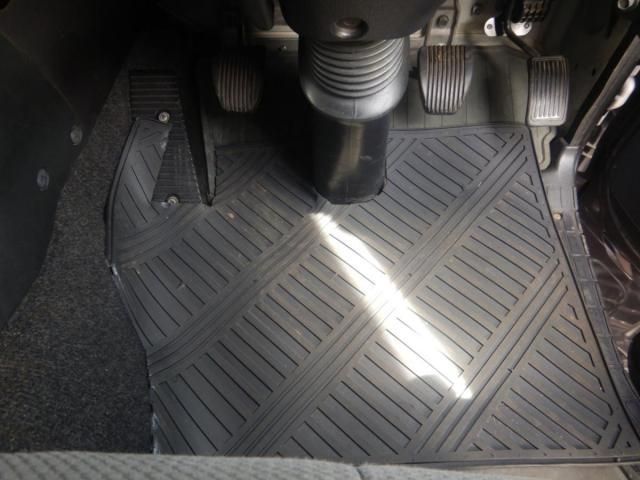 HINO PROFIA 2011 Image 31