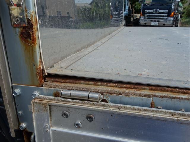 NISSAN DIESEL KAZET 2016 Image 31