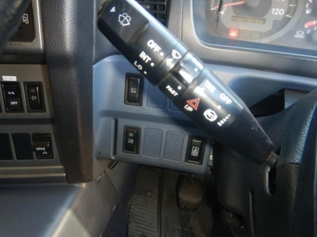 HINO PROFIA 2007 Image 31