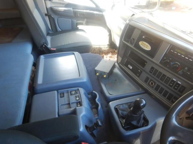 HINO PROFIA 2007 Image 31