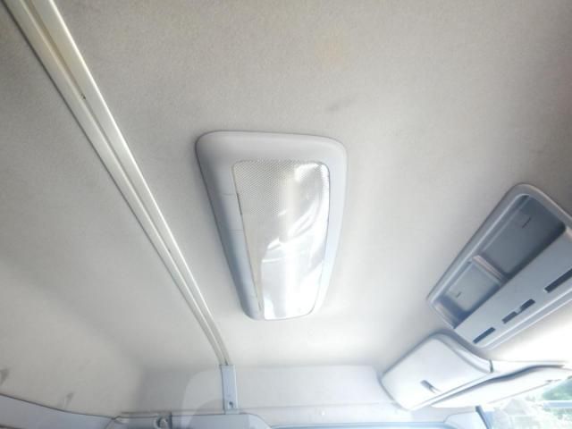 HINO PROFIA 2007 Image 31