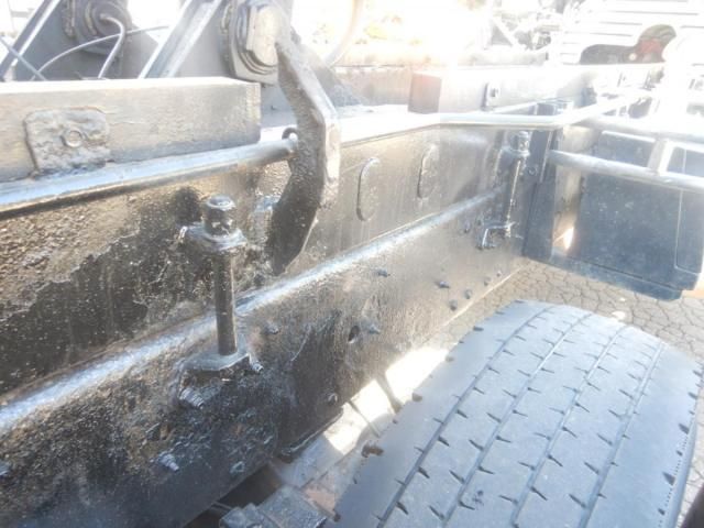 HINO PROFIA 2007 Image 31