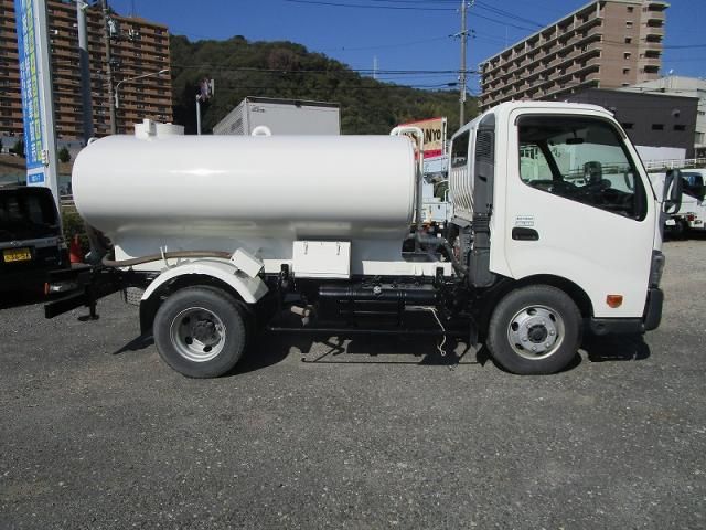 HINO DUTRO 2016 Image 31