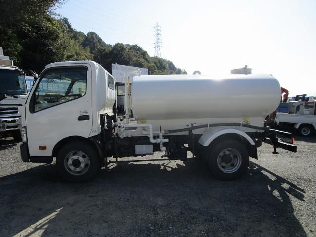 HINO DUTRO 2016 Image 31