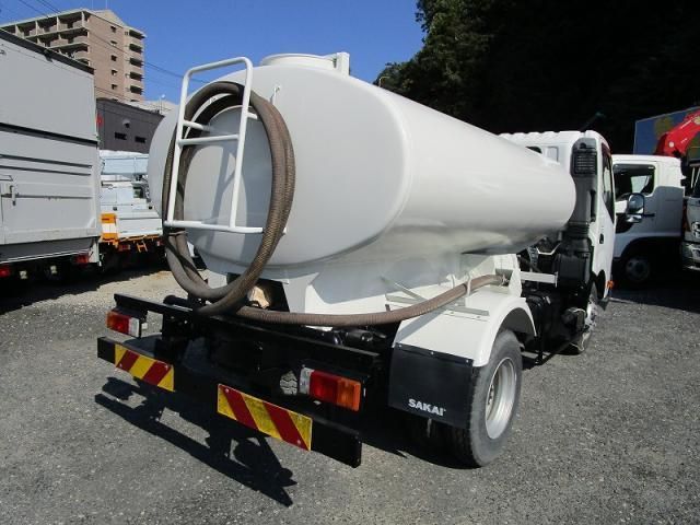 HINO DUTRO 2016 Image 31