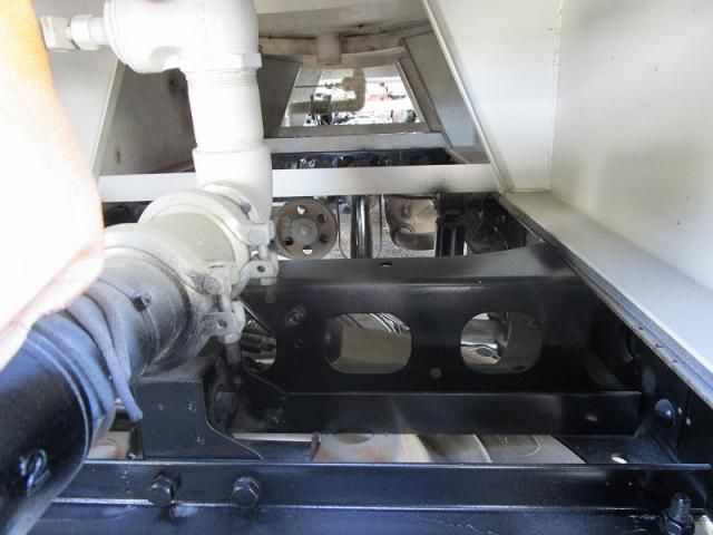 HINO DUTRO 2016 Image 31