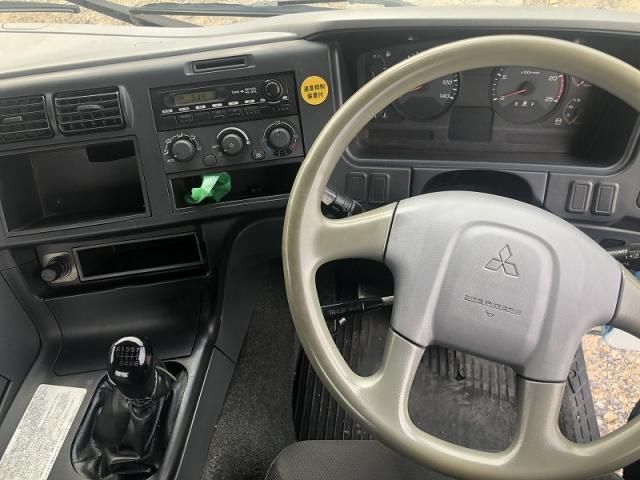 MITSUBISHI FUSOU SUPER GREAT 2013 Image 31