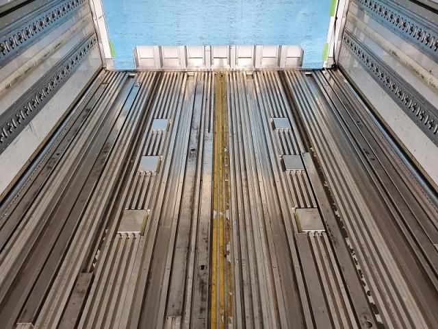 MITSUBISHI FUSOU SUPER GREAT 2012 Image 31