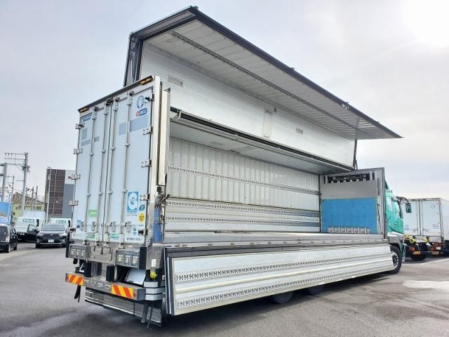 MITSUBISHI FUSOU SUPER GREAT 2012 Image 31