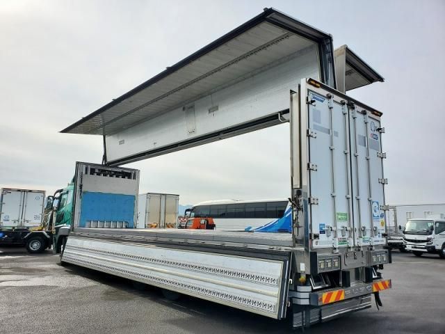 MITSUBISHI FUSOU SUPER GREAT 2012 Image 31