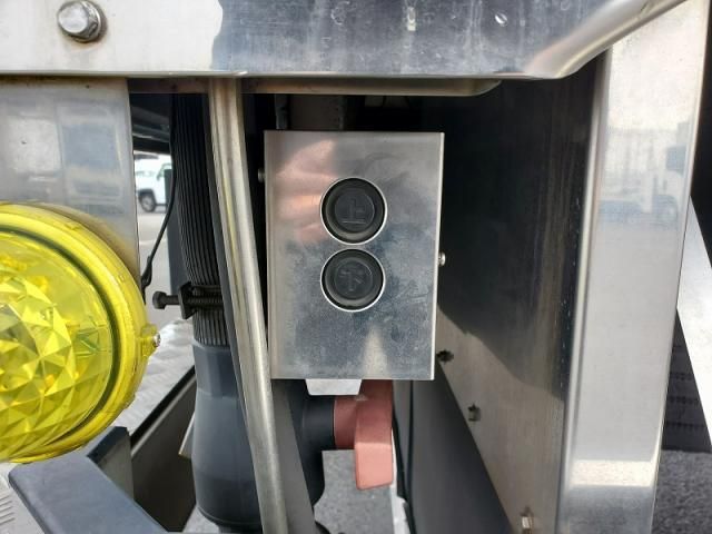 MITSUBISHI FUSOU SUPER GREAT 2012 Image 31