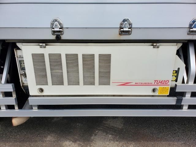 MITSUBISHI FUSOU SUPER GREAT 2012 Image 31