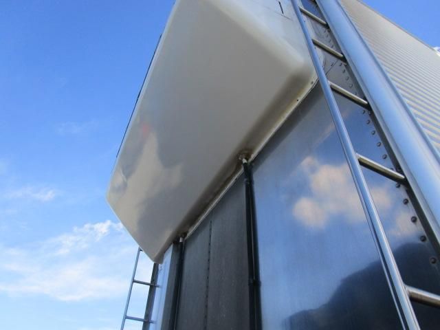 NISSAN DIESEL QUON 2015 Image 31