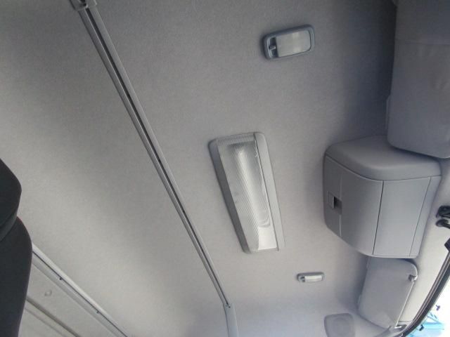 NISSAN DIESEL QUON 2015 Image 31