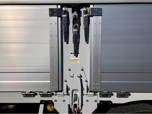 HINO PROFIA 2020 Image 31