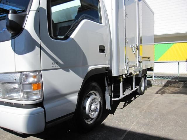 ISUZU ELF 2002 Image 31