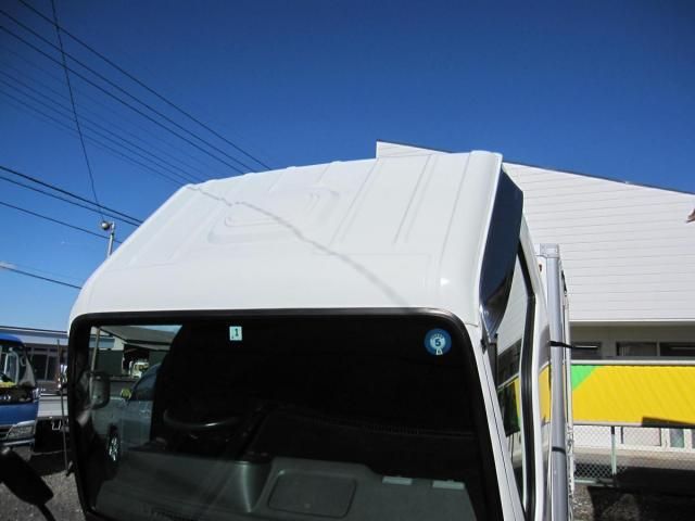 ISUZU ELF 2002 Image 31