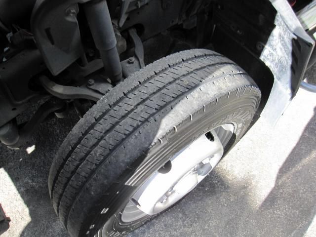 ISUZU ELF 2002 Image 31