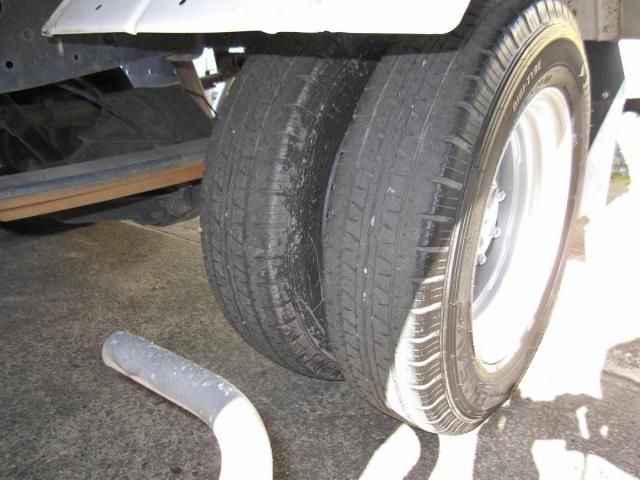 ISUZU ELF 2002 Image 31