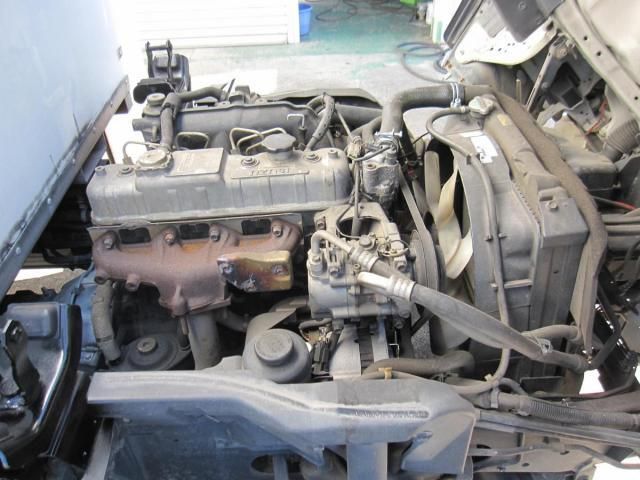 ISUZU ELF 2002 Image 31