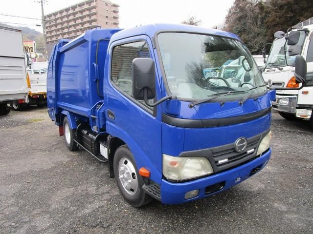 HINO DUTRO 2010 Image 31