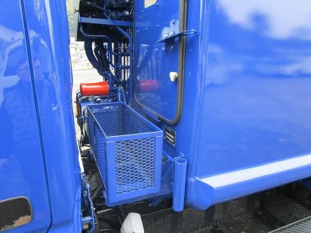 HINO DUTRO 2010 Image 31