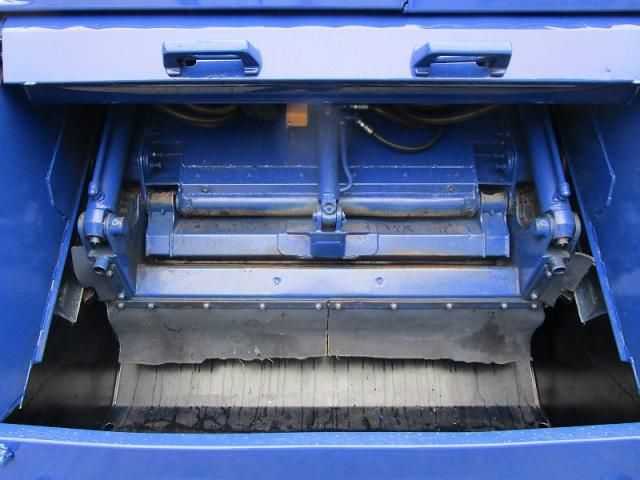 HINO DUTRO 2010 Image 31