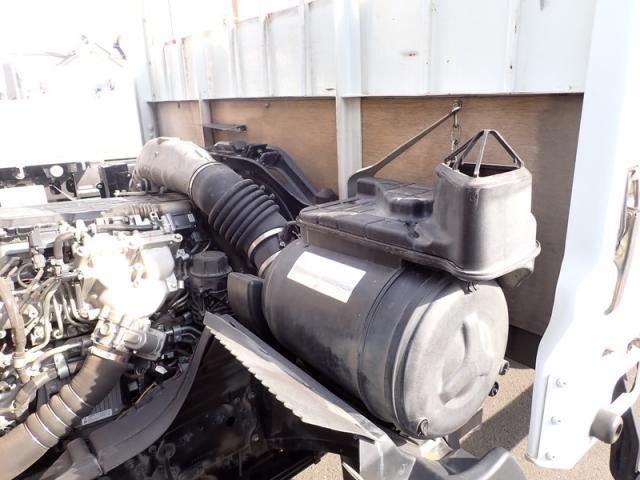 MITSUBISHI FUSOU FIGHTER 2014 Image 31