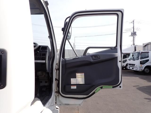 MITSUBISHI FUSOU FIGHTER 2014 Image 31