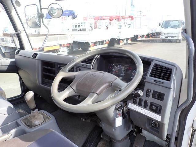 MITSUBISHI FUSOU FIGHTER 2014 Image 31