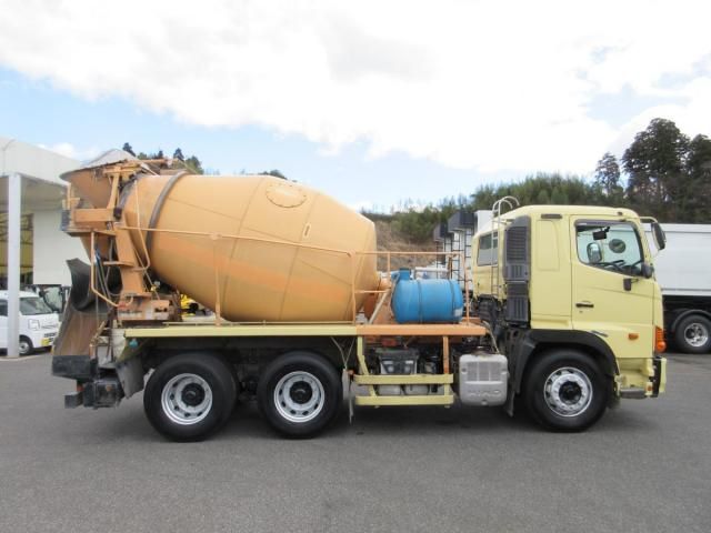 HINO PROFIA 2012 Image 31