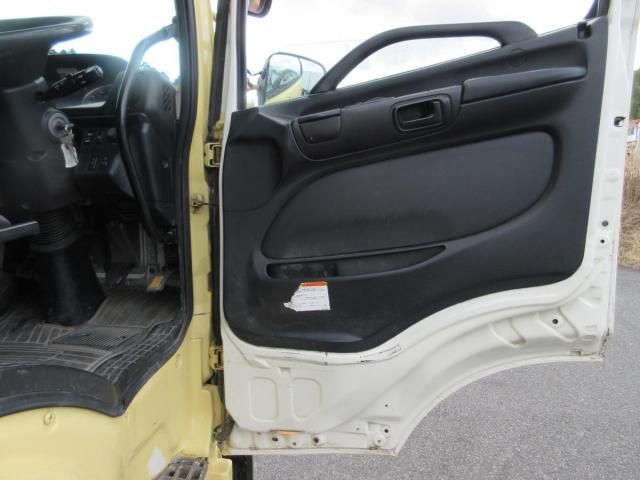 HINO PROFIA 2012 Image 31