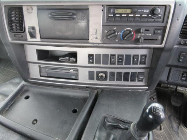 HINO PROFIA 2012 Image 31