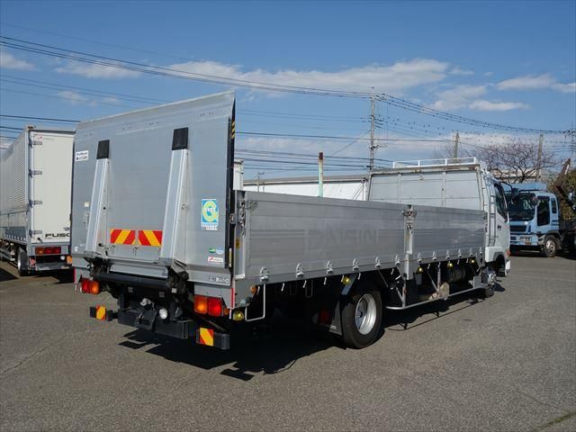 MITSUBISHI FUSOU FIGHTER 2013 Image 31