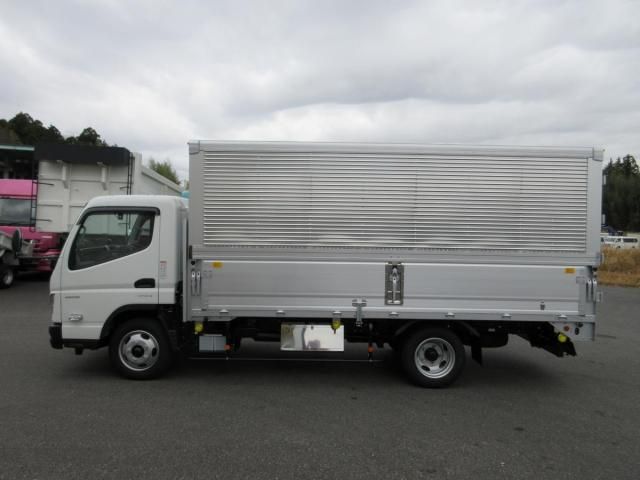 MITSUBISHI CANTER 2023 Image 31